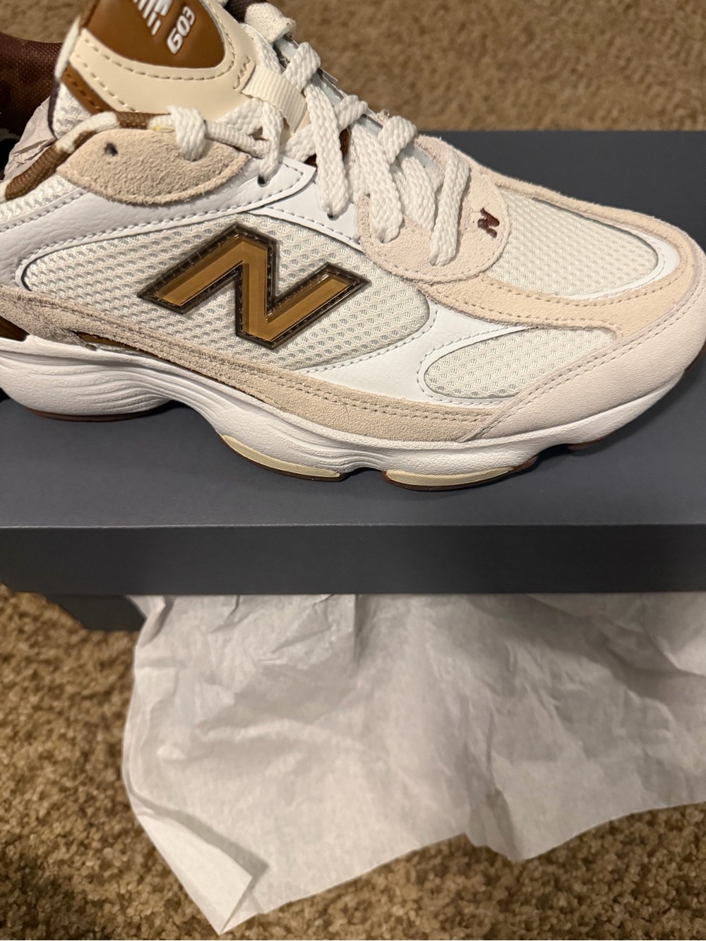 New Balance 603 Sneaker - Picture 5 of 8